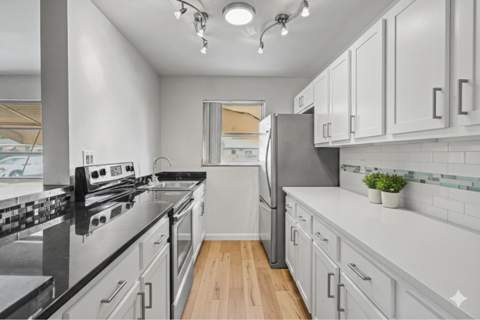 275 South Boulevard #C, Boynton Beach FL - photo 8 of 20