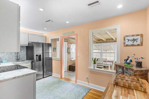 411 3rd Avenue, Lake Worth Beach FL - photo 9 of 39