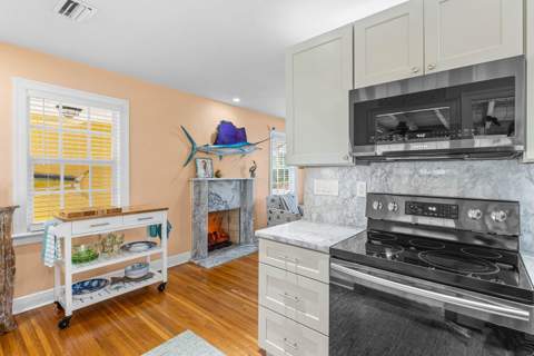 411 3rd Avenue, Lake Worth Beach FL - photo 6 of 39