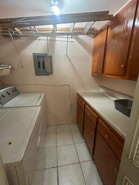 3625 La Aires Court #B2, Greenacres FL - photo 9 of 11