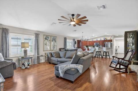 34 Nogales Way, Port St. Lucie FL - photo 8 of 57