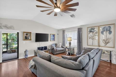 34 Nogales Way, Port St. Lucie FL - photo 10 of 57