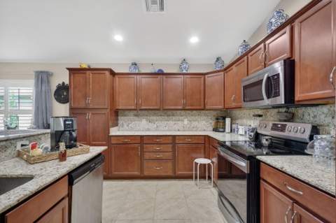 34 Nogales Way, Port St. Lucie FL - photo 16 of 57
