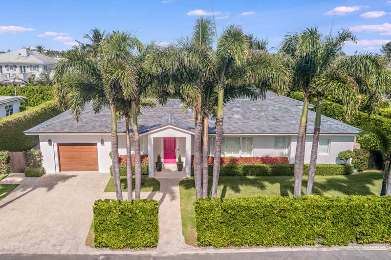 3 bedroom Single Family Residence at 225 Jamaica Lane, Jamaica Lane, Palm Beach — photo 1