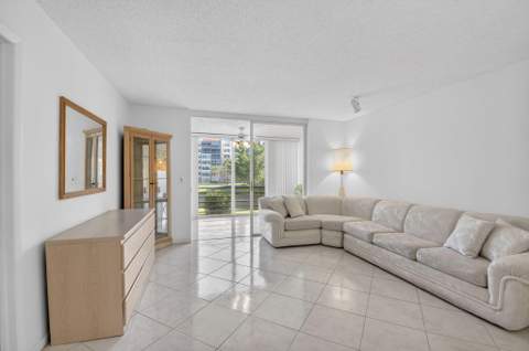 27 Abbey Lane #207, Delray Beach FL - photo 9 of 47