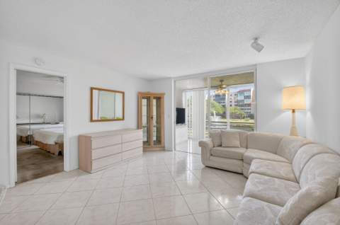 27 Abbey Lane #207, Delray Beach FL - photo 10 of 47