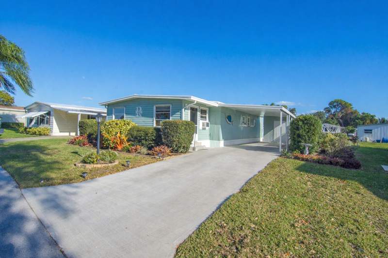 2 bedroom Manufactured Home at 485 Onyx Way, Pinelake Village, Jensen Beach — photo 3