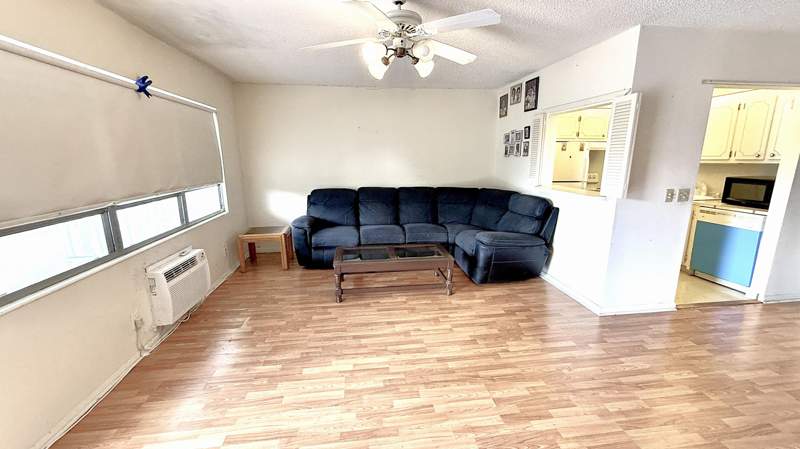 1 bedroom Condominium at 122 Oakridge I, Century Village, Deerfield Beach — photo 2