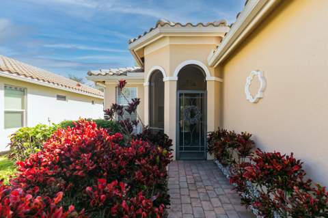 10068 SW Oak Tree Circle, Port St. Lucie FL - photo 7 of 59