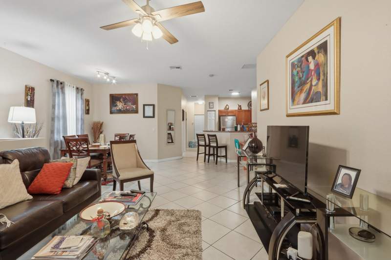 3 bedroom Townhouse at 3108 Grandiflora Drive, Magnolia Bay Condomimium, Greenacres — photo 3