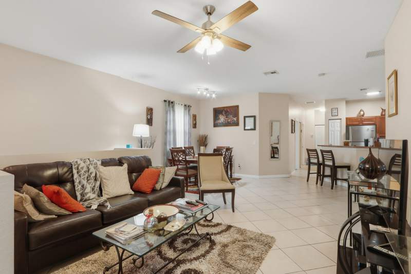3 bedroom Townhouse at 3108 Grandiflora Drive, Magnolia Bay Condomimium, Greenacres — photo 4