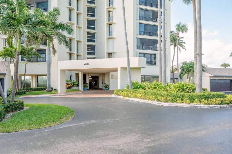 2 bedroom Condominium at 2400 S Ocean #4244, Ocean Village, Fort Pierce — photo 5