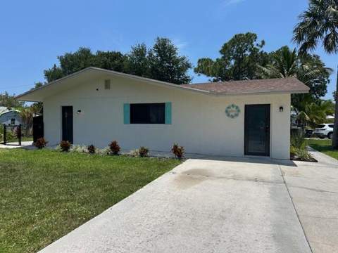 907 SE Lake Street, Stuart FL - photo 20 of 23