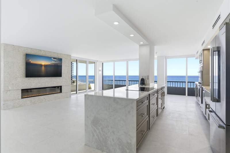 2 bedroom Condominium at 5510 N Ocean Drive #7c, Water Glades Condo, Singer Island — photo 3