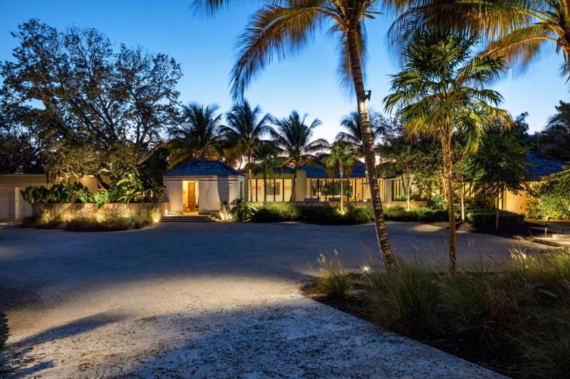 4 bedroom Single Family Residence at 109 S River Road, Arbela, Sewalls Point — photo 4