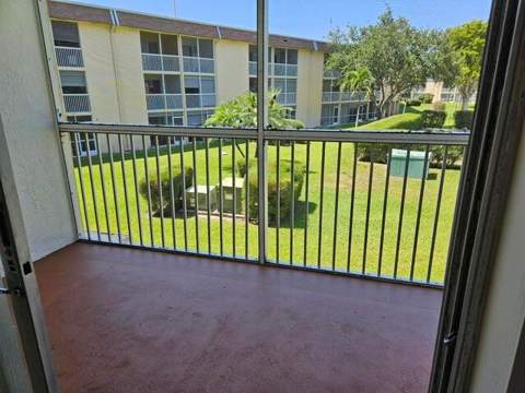 300 Village Green Circle #209, Palm Springs FL - photo 18 of 21