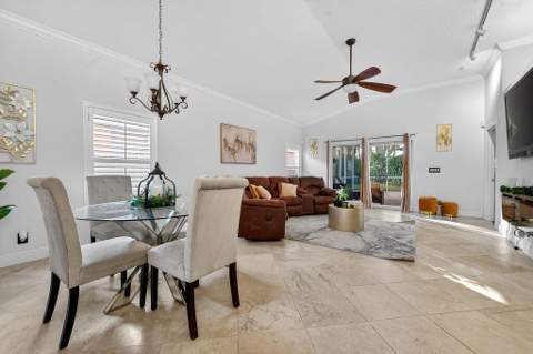 8063 Via Hacienda, Riviera Beach FL - photo 6 of 42