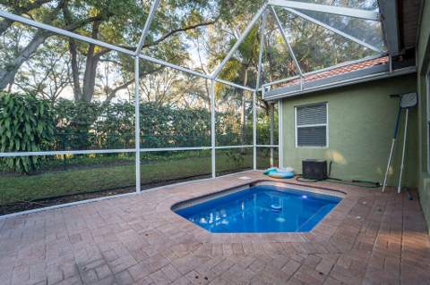 8063 Via Hacienda, Riviera Beach FL - photo 22 of 42