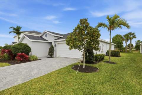 6205 NW Sweetwood Drive, Port St. Lucie FL - photo 7 of 51