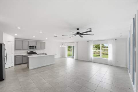 6205 NW Sweetwood Drive, Port St. Lucie FL - photo 11 of 51