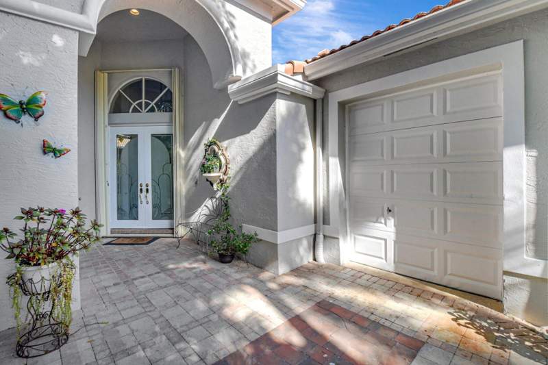 3 bedroom Single Family Residence at 4022 Manchester Lake Drive, Wycliffe, Lake Worth — photo 4