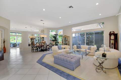 4022 Manchester Lake Drive, Lake Worth FL - photo 8 of 67