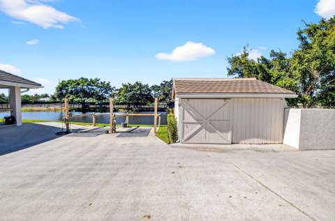 3405 Olde Hampton Drive, Wellington FL - photo 23 of 49