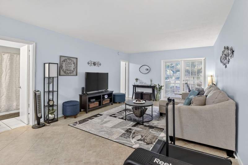 1 bedroom Condominium at 2424 SE 17th Street #208b, VILLAGE AT HARBOR BEACH CONDO, Fort Lauderdale — photo 2