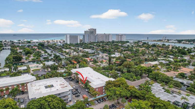 1 bedroom Condominium at 2424 SE 17th Street #208b, VILLAGE AT HARBOR BEACH CONDO, Fort Lauderdale — photo 1