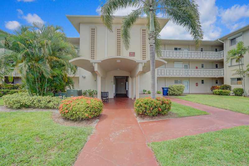 1 bedroom Condominium at 2616 Garden Drive #209, Lake Clarke Gardens Condo 9, Lake Worth — photo 1