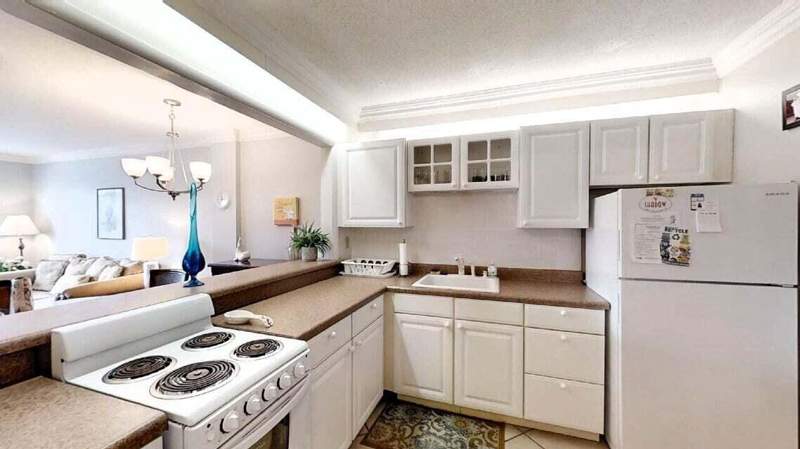 1 bedroom Condominium at 2616 Garden Drive #209, Lake Clarke Gardens Condo 9, Lake Worth — photo 4