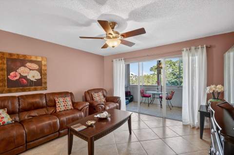 729 Lori Drive #302, Palm Springs FL - photo 15 of 70