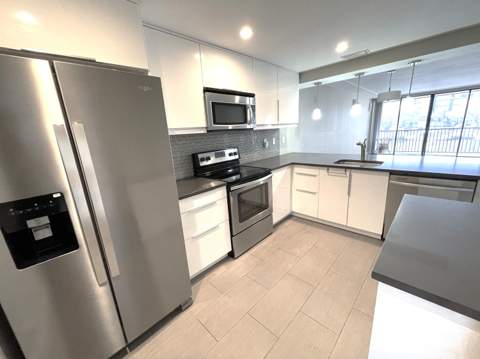 3 Royal Palm Way #205, Boca Raton FL - photo 7 of 31