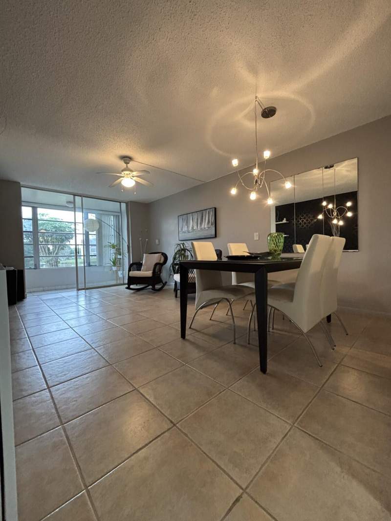 1 bedroom Condominium at 2731 N Pine Island Road #105, Sunrise Lakes 77 Condo, Sunrise — photo 4