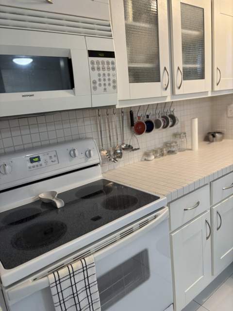 2731 N Pine Island Road #105, Sunrise FL - photo 6 of 34