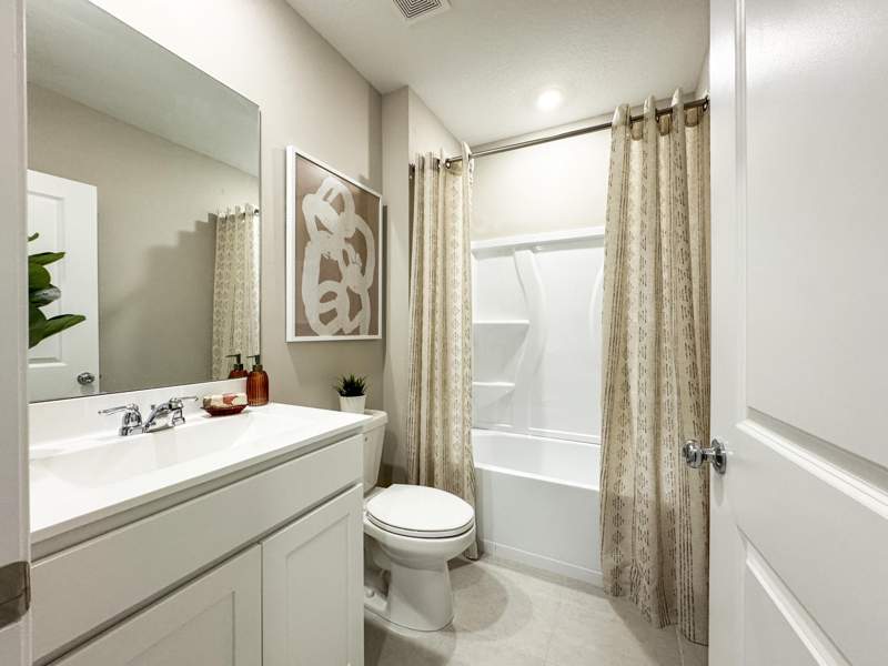 5 bedroom Single Family Residence at 5987 NW Pickering Drive, Ltc Ranch West Phase 1, Port St. Lucie — photo 3