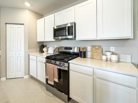 5987 NW Pickering Drive, Port St. Lucie FL - photo 13 of 26