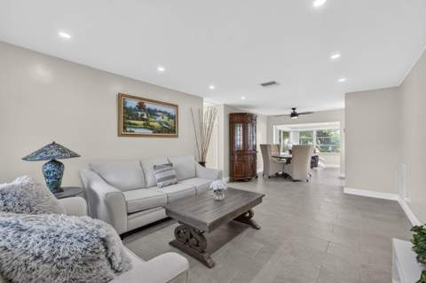 4361 NW 12th Drive, Deerfield Beach FL - photo 6 of 41
