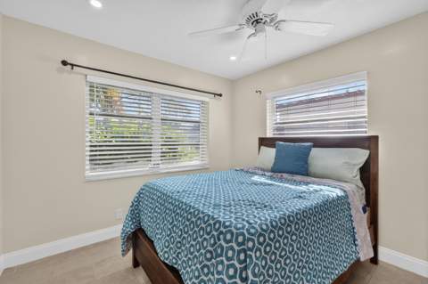 4361 NW 12th Drive, Deerfield Beach FL - photo 23 of 41