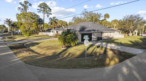 2161 SW Hyacinth Street, Port St. Lucie FL - photo 8 of 50