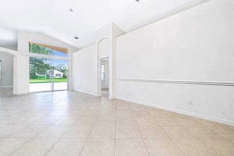 8200 Playa Del Sur Boulevard, Lake Worth FL - photo 15 of 69