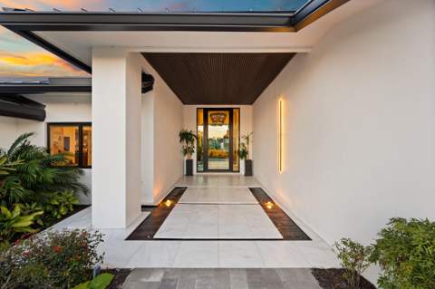 10290 Silver Lake Drive, Boca Raton FL - photo 15 of 107