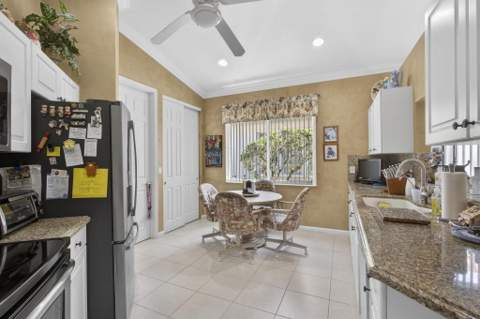 9146 Bay Point Circle, West Palm Beach FL - photo 14 of 53