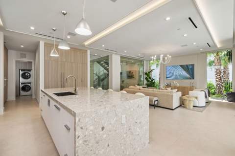 816 Palm Trail, Delray Beach FL - photo 13 of 68