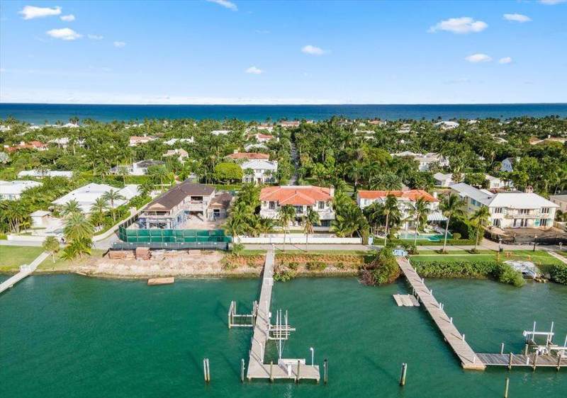 6 bedroom Single Family Residence at 1260 N Lake Way, Bello Lido, Palm Beach — photo 3