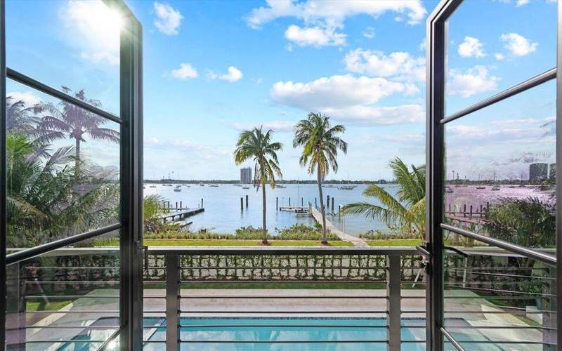6 bedroom Single Family Residence at 1260 N Lake Way, Bello Lido, Palm Beach — photo 4