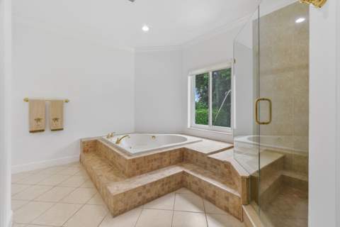 2801 Embassy Drive, West Palm Beach FL - photo 18 of 65