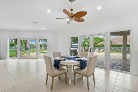 2801 Embassy Drive, West Palm Beach FL - photo 11 of 65