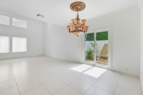 2801 Embassy Drive, West Palm Beach FL - photo 14 of 65