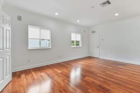 2801 Embassy Drive, West Palm Beach FL - photo 7 of 65